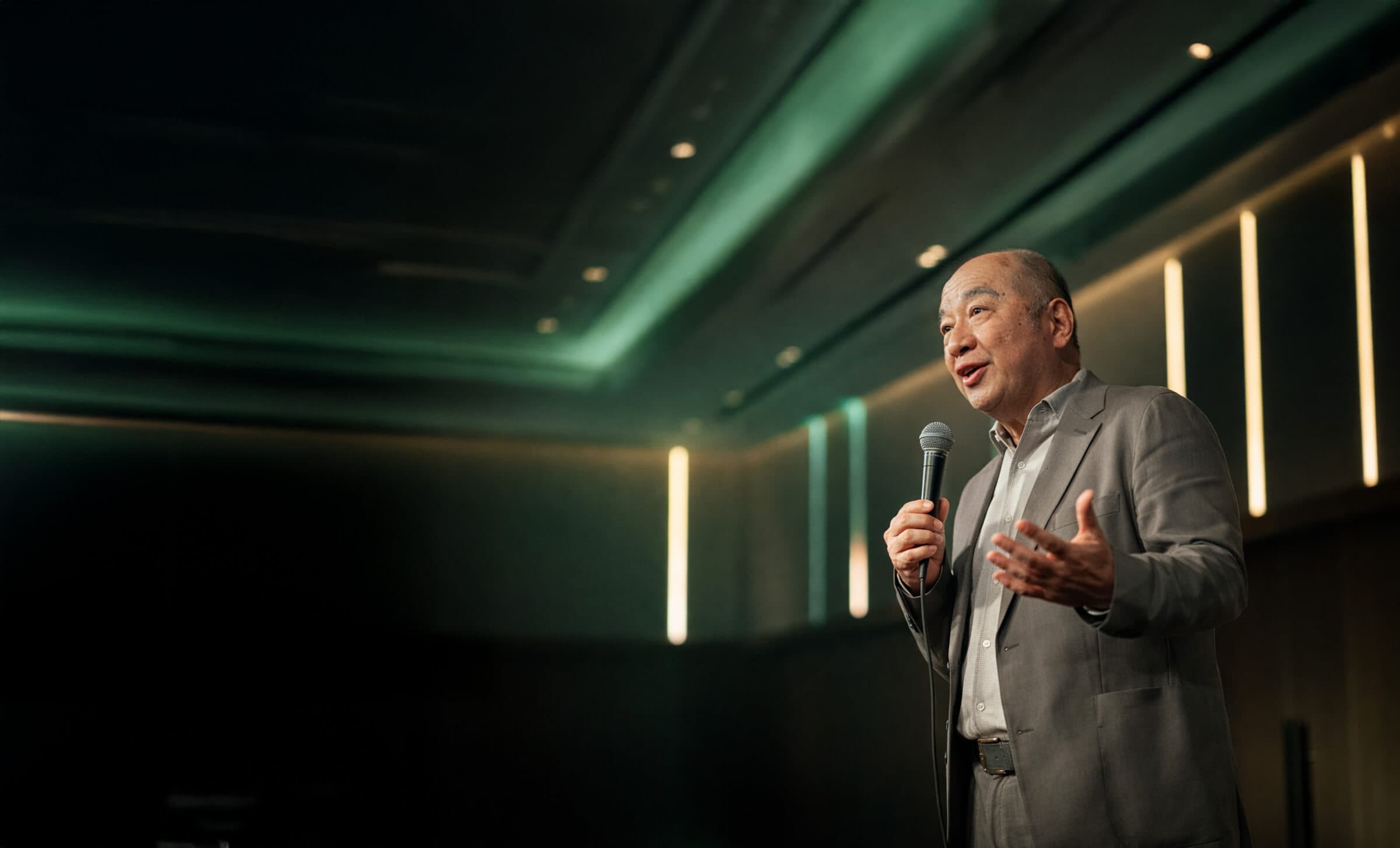 Speaker on stage at Summit.